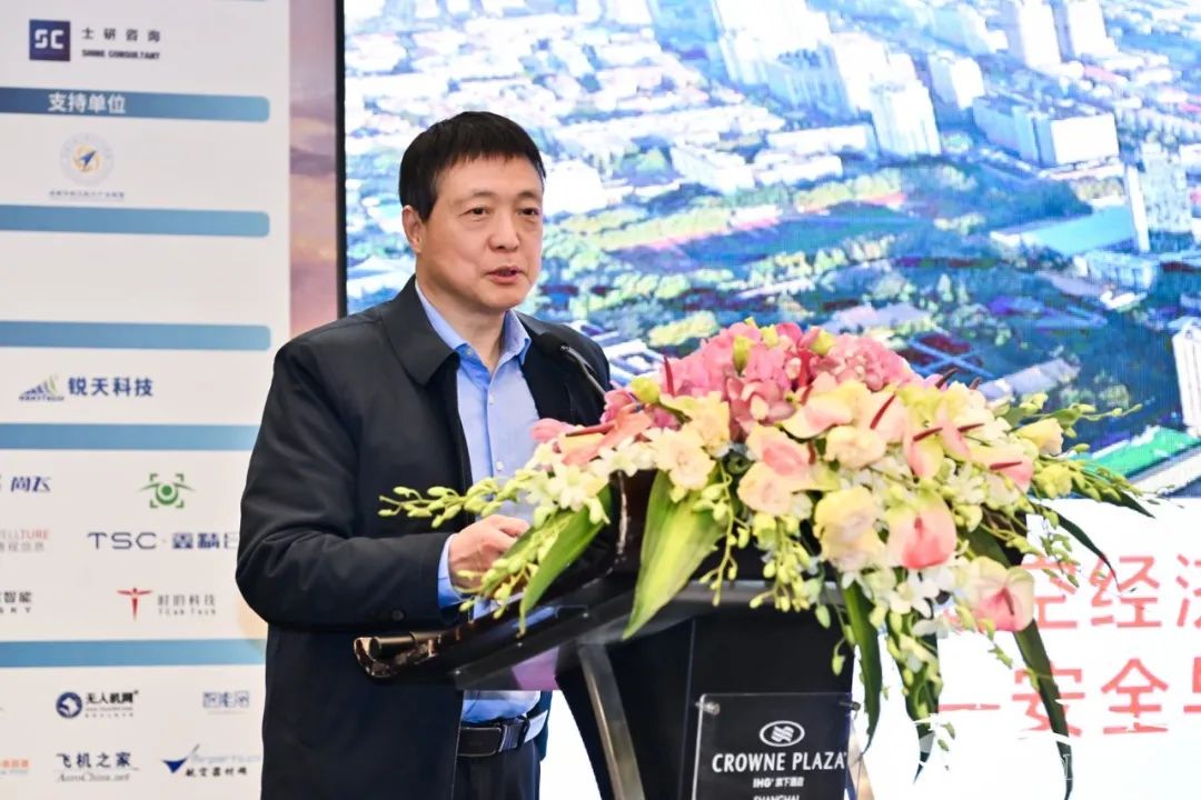 创新驱动,新质赋能 | 创新驱动,新质赋能 | "2025中国eVTOL创新发展大会"在上海圆满落幕!(图12)