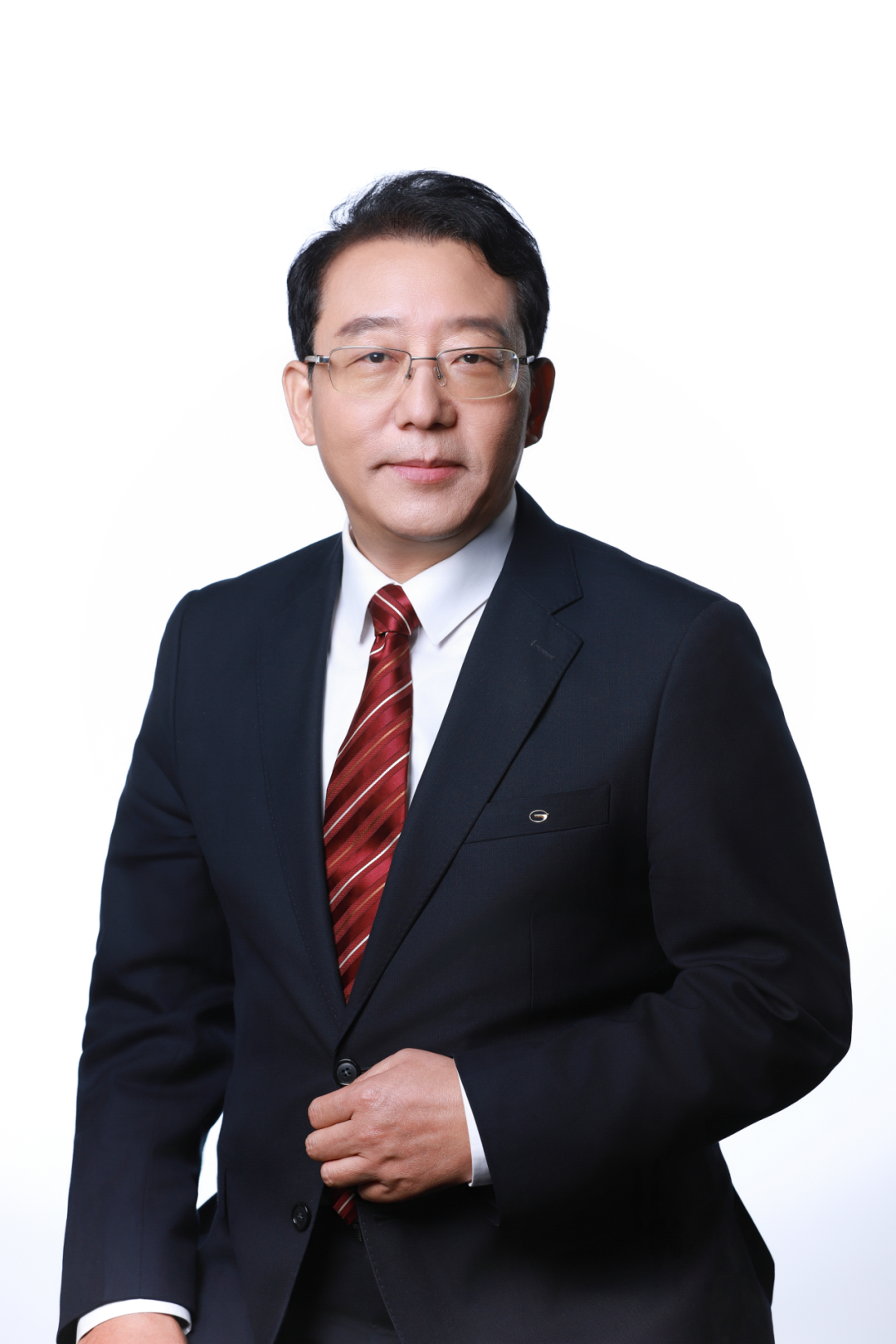 冯兴亚：关注培育新质生产力，推动电动汽车产业与载人电动垂直起降航空器产业融合发展(图1)