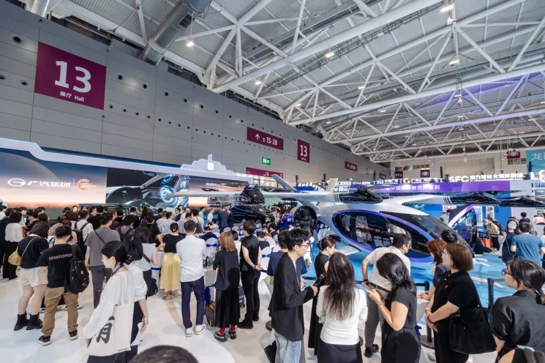 广汽高域 GOVY AirJet 复合翼飞行汽车亮相深圳文博会(图1)