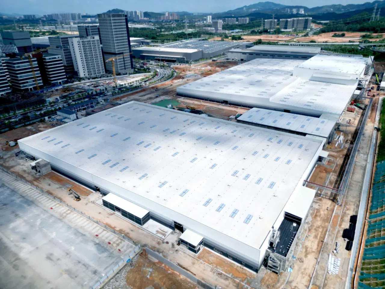 小鹏汇天完成2.5亿美元B轮融资，飞行汽车"陆地航母"量产进程全面提速(图2)