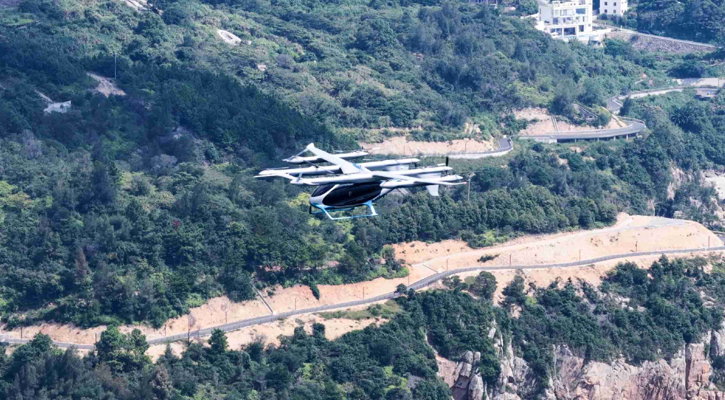 峰飞航空完成全球首次2吨级eVTOL海上风电平台飞行 32分钟往返93公里，拓展零碳海上低空场景(图5)