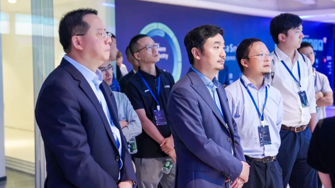 战略携手！沃飞长空与西门子数字化工业软件签约(图2)