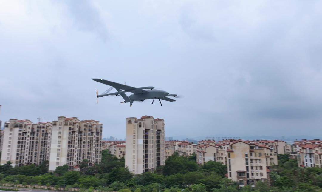 全国两会鼓励加大开放应用场景，亿航16架eVTOL亮相春晚展示场景优势(图10)