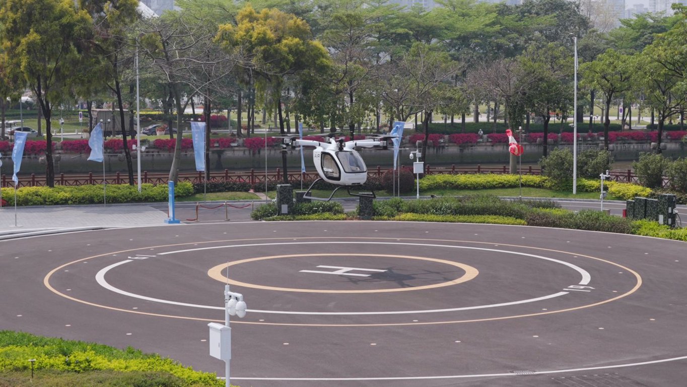 低空经济实景落地! 高域eVTOL 飞行汽车海心沙首飞(图2) 低空经济实景落地! 高域eVTOL 飞行汽车海心沙首飞(图2)