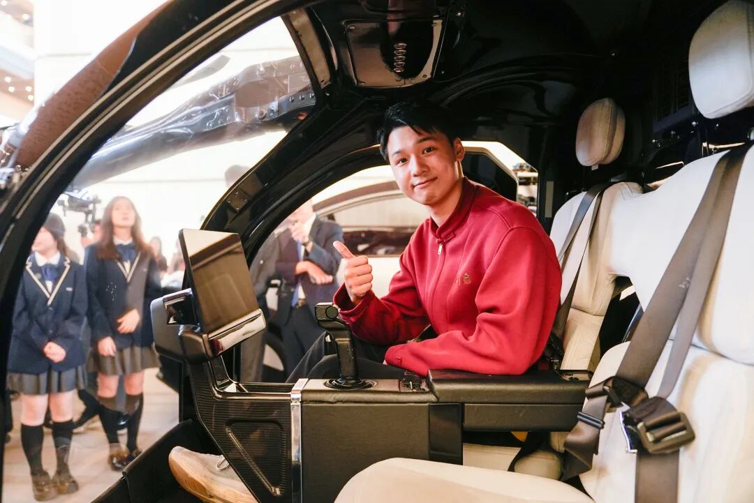 村长带飞行汽车走进校园！“汇天飞行课堂”正式挂牌(图5)